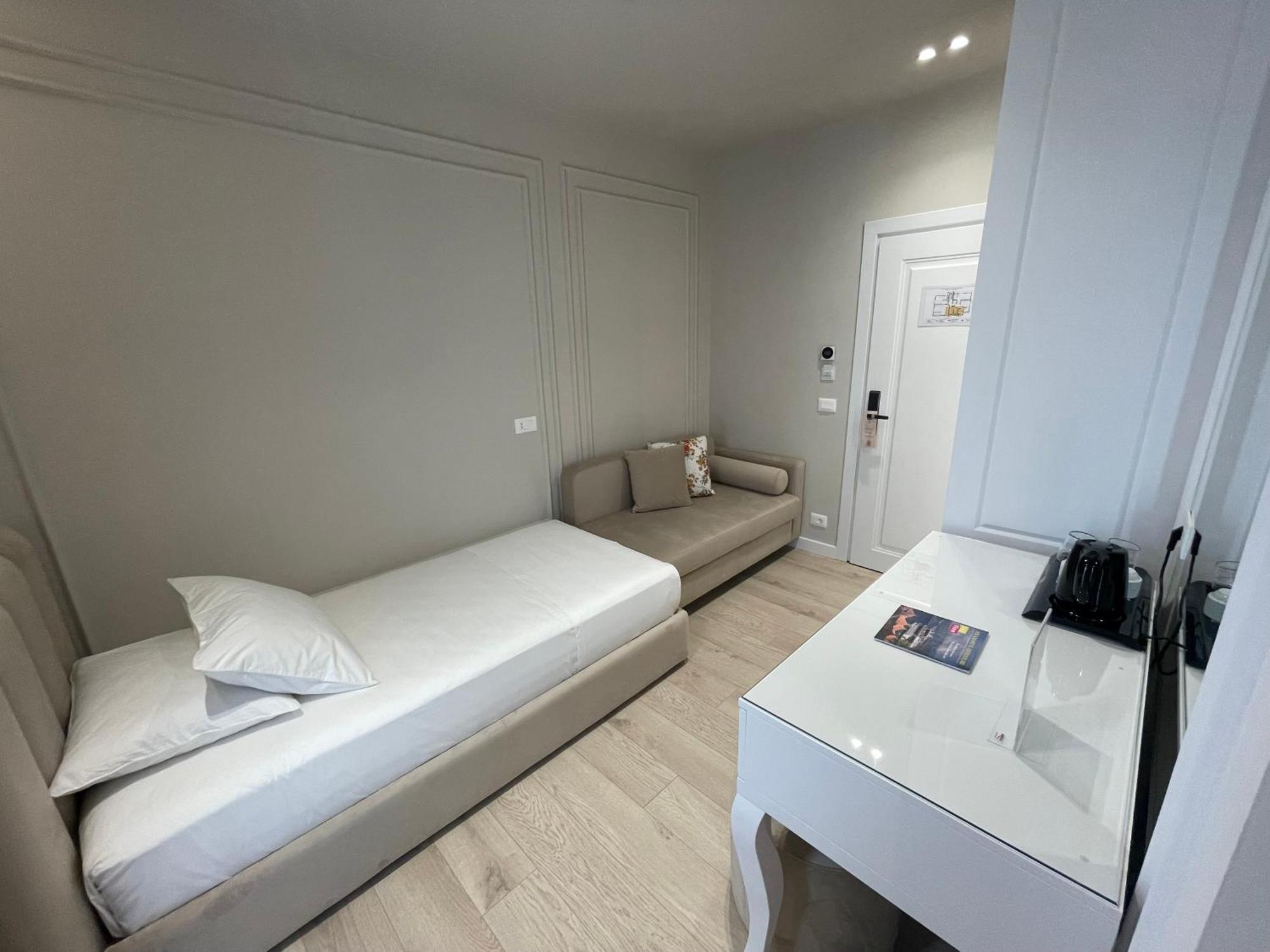 Seaside Hotel Vlorë Eksteriør bilde